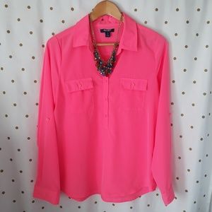 🦩 5/$25 🦩 Old Navy Neon Pink Shirt SZ - M (EUC)